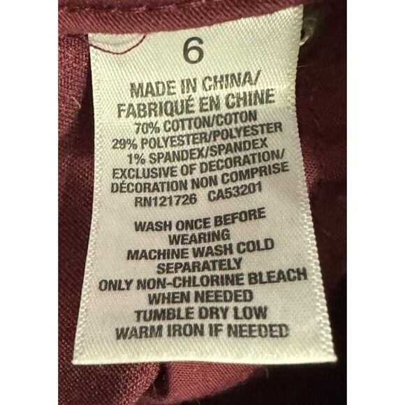 Aeropostale Shorts High Waisted Midi Burgundy Color Cotton Stretch Size 6 EUC - Picture 6 of 6
